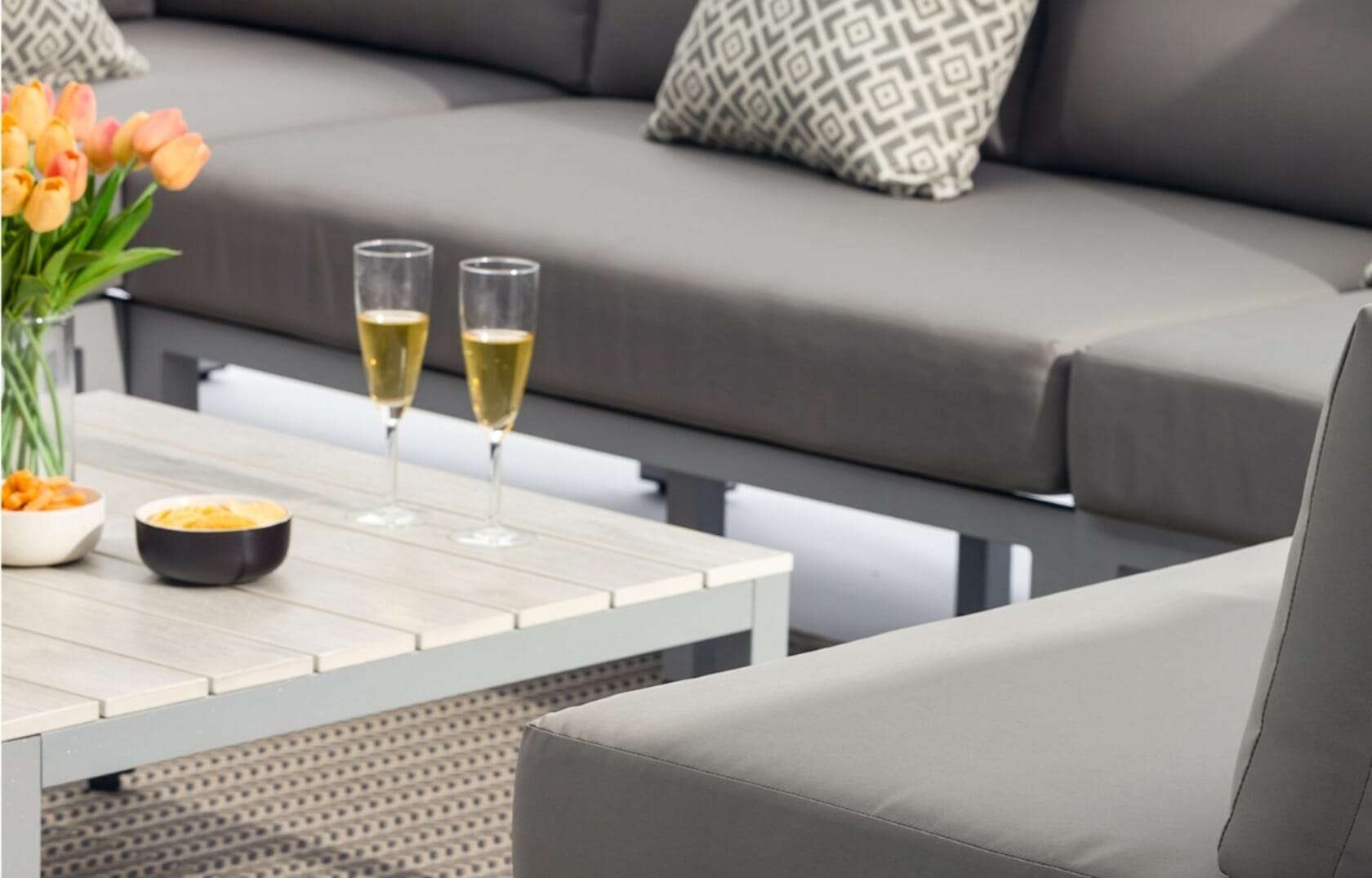 6 pieces - Miami Outdoor Set - Image 4